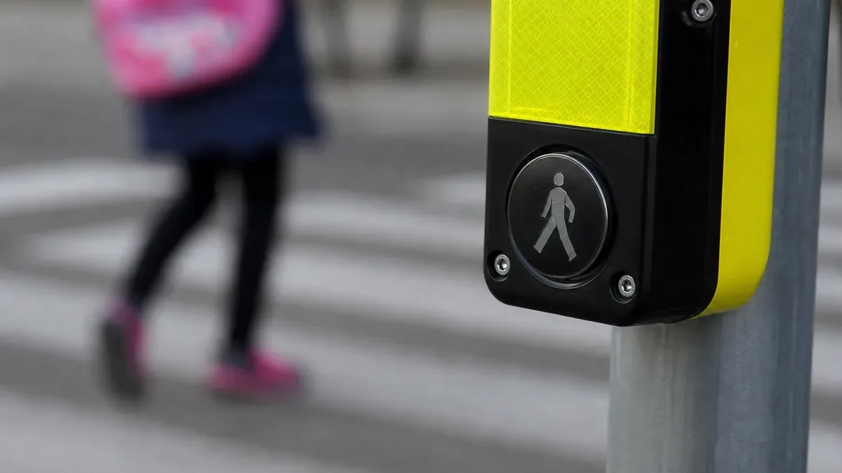 Pierwszy dzwonek pod nadzorem policji. Ruda Śląska sprawdza drogi do szkół