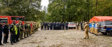 Pożar lasu, poszkodowany i zagrożenie dla kolei. Ćwiczenia w Rudzie Śląskiej