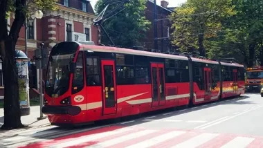 Chebzie pod presją robót. Tramwaje jadą dłużej, autobusy zmieniają kurs