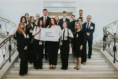 Rudzkie uczennice w Sejmie. Aplikacja ma pomagać wrócić do ruchu