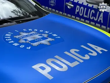 Czerwone światło i zderzenie na trasie N-S. Potem napisała do policji