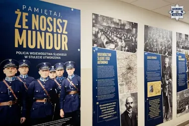 Mundur, pamięć i Katyń w komendzie - ta wystawa niesie mocny ciężar